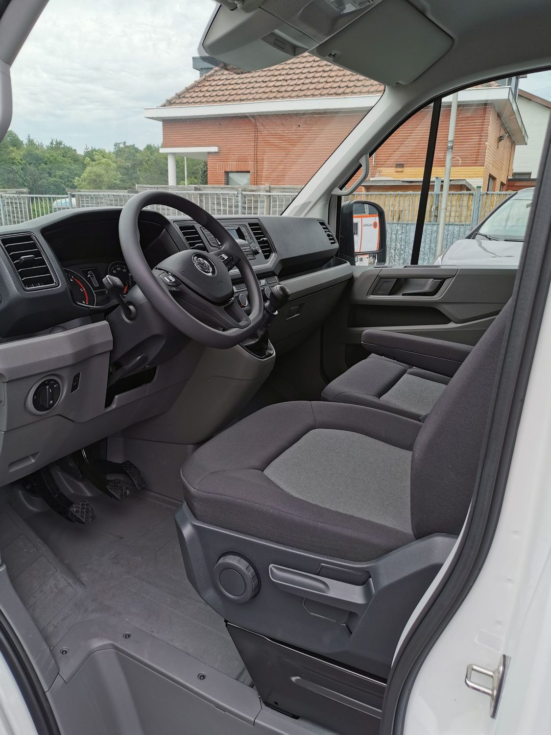 De VW Crafter L3H2 van BEXX Verhuur