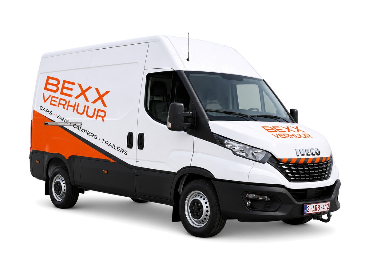 Bestelwagen met trekhaak, klaar om geladen te worden